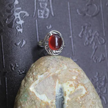 Wholesale New Fashion Euro-American Jewelry Special Classic Garnet 925 silver inlay Ring for Women Luxury namour Charm Gift
Wholesale New Fashion Euro-American Jewelry Special Classic Garnet 925 silver inlay Ring for Women Luxury namour Charm Gift