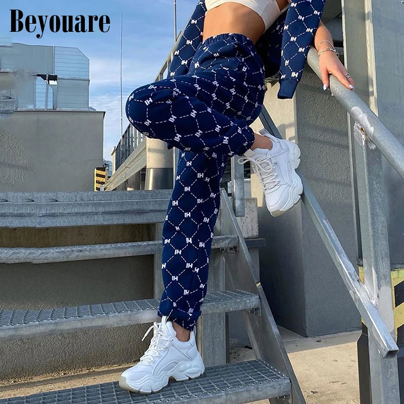 Beyouare Autumn Cotton Sweatpant Women's Damond Printed Trousers Jogger Baggy Streetwear Casual Female Fashion Pantalones 2020
Beyouare Autumn Cotton Sweatpant Women's Damond Printed Trousers Jogger Baggy Streetwear Casual Female Fashion Pantalones 2020