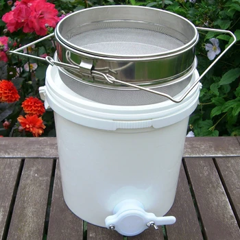 Stainless Steel Double Layer Strainer Honey Filter Strainer Network Screen Mesh Filter Sieve Beekeeping Tools Honey Tools
Stainless Steel Double Layer Strainer Honey Filter Strainer Network Screen Mesh Filter Sieve Beekeeping Tools Honey Tools