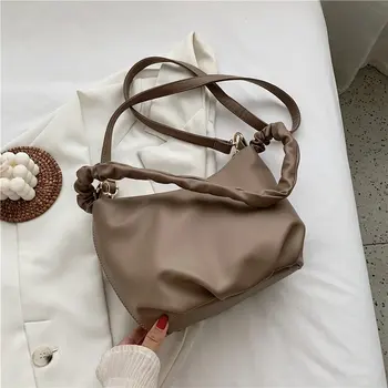 Small Shoulder Bags for Women 2020 Women's Bag Black Trend Handbags Female Travel Shoulder Bag Lady Solid Handbag Desinger Bag
Small Shoulder Bags for Women 2020 Women's Bag Black Trend Handbags Female Travel Shoulder Bag Lady Solid Handbag Desinger Bag