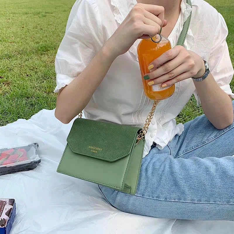 New fashionable PU lady's leather diagonal bag 2019 Small Shoulder Messenger Bag flip design lady's travel bag chain lady bag
New fashionable PU lady's leather diagonal bag 2019 Small Shoulder Messenger Bag flip design lady's travel bag chain lady bag