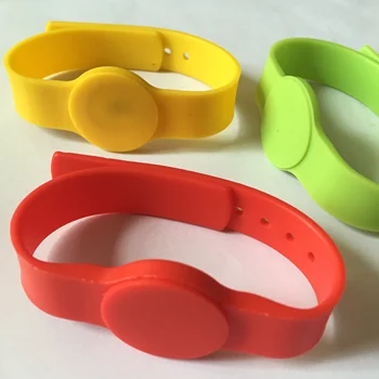 Wholesale 125KHZ TK4100 RFID chep Waterproof Wristband Silicone Bracelet 
Wholesale 125KHZ TK4100 RFID chep Waterproof Wristband Silicone Bracelet