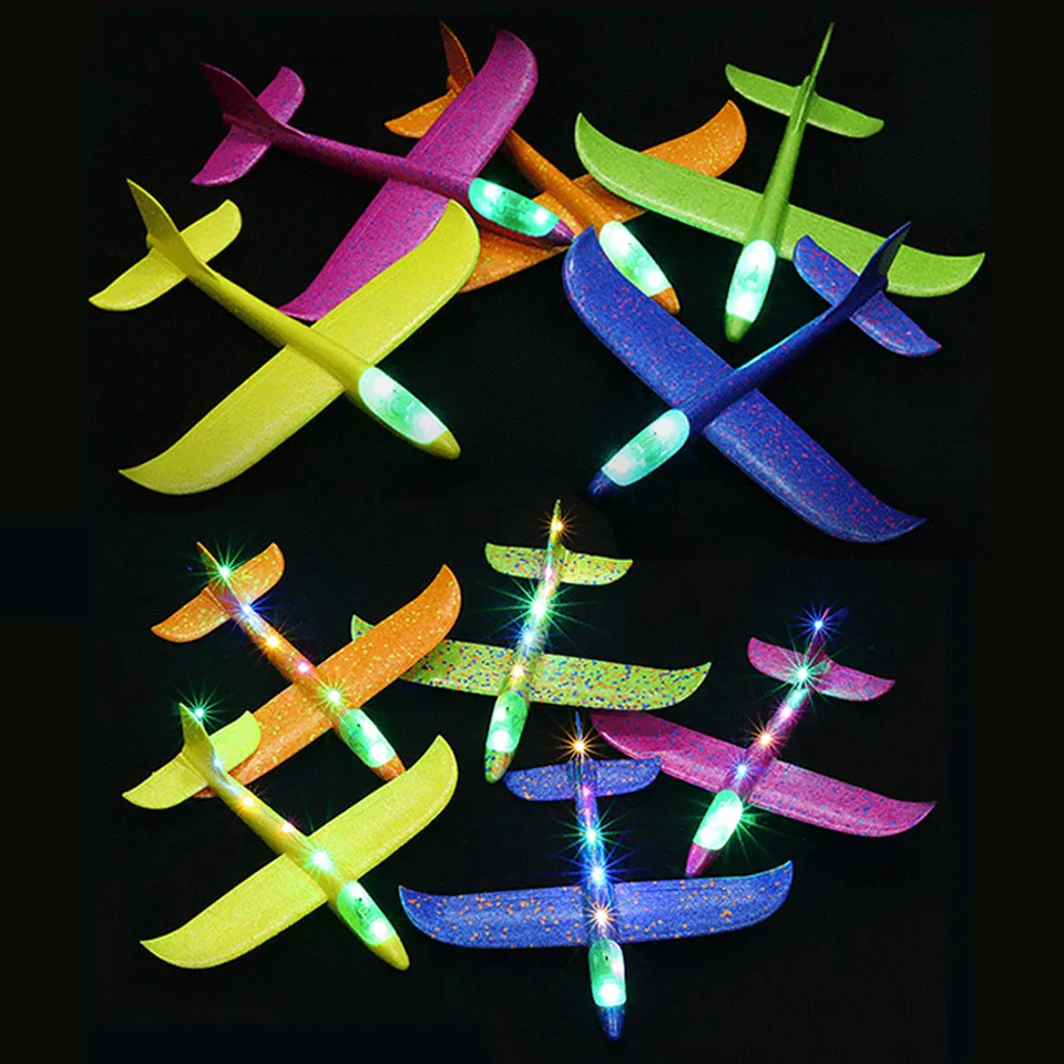 4pcs/set 48CM With LED Light Hand Throw Flying Glider 6 Colour Foam Plane Children Model Glider Free Fly Plane Toys
4pcs/set 48CM With LED Light Hand Throw Flying Glider 6 Colour Foam Plane Children Model Glider Free Fly Plane Toys