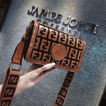 2020 Brand Small CrossBody Woman Bag PU Leather Bags for Mobile Phone Letter Print Cover Cheap Women Messenger Bags Clutches
2020 Brand Small CrossBody Woman Bag PU Leather Bags for Mobile Phone Letter Print Cover Cheap Women Messenger Bags Clutches