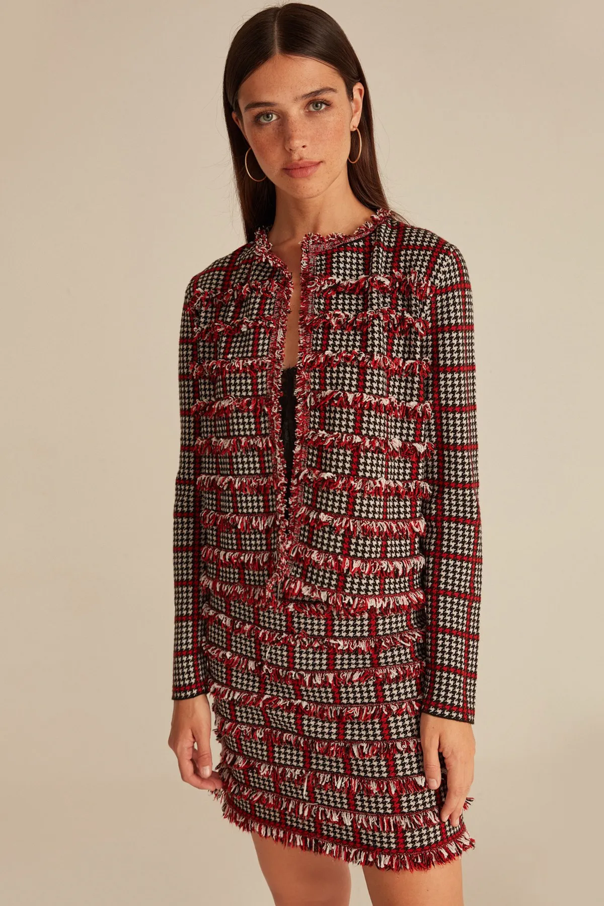 Crowbar Pattern Tassels Stone Button Sweater Jacket-Multi 
Crowbar Pattern Tassels Stone Button Sweater Jacket-Multi