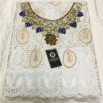 2020 hot sales latest lace High quality African 100%cotton swiss lace with stones fabric for Party long Dresses In white+gold
2020 hot sales latest lace High quality African 100%cotton swiss lace with stones fabric for Party long Dresses In white+gold