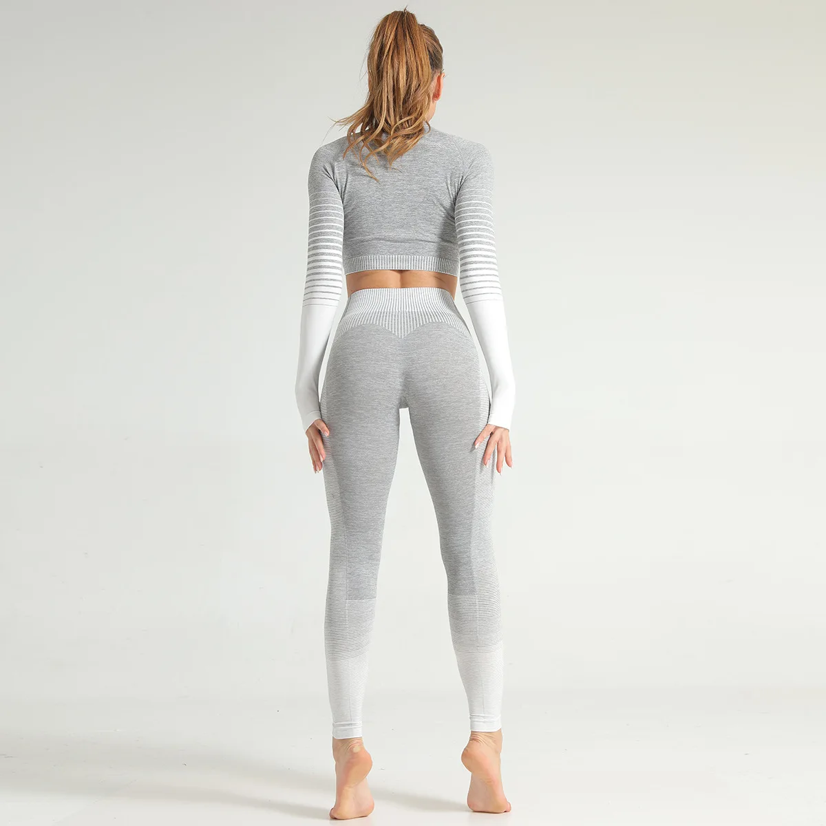 New Yoga fitness two piece set women long sleeve seamless crop top high waist leggings pretty gym tracksuit clothing Hot pants New Yoga fitness two piece set women long sleeve seamless crop top high waist leggings pretty gym tracksuit clothing Hot pants