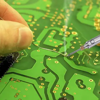 5V 8W Mini Portable Wireless Soldering Iron Pen Welding Set Rechargeable Battery Soldering Iron and USB Soldering Tool 
5V 8W Mini Portable Wireless Soldering Iron Pen Welding Set Rechargeable Battery Soldering Iron and USB Soldering Tool