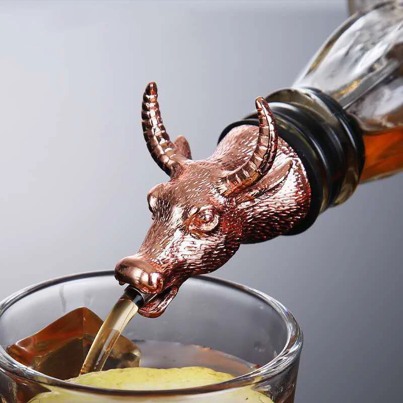 

1PC Lion Bull Deer Zinc Alloy Wine Pourer Leopard Antelope Head Wine Stopper Night Club Drinks Bar Tools Kitchen Accessories