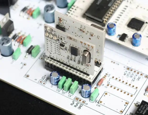 WM8805 digital receiver module soft control I2S output, compatible with CS8412, up to 192K
WM8805 digital receiver module soft control I2S output, compatible with CS8412, up to 192K