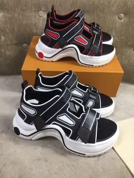 2020 fashionable archlight Women Designer brand sandals arch Cambered sole casual Sandals size 35-40
2020 fashionable archlight Women Designer brand sandals arch Cambered sole casual Sandals size 35-40