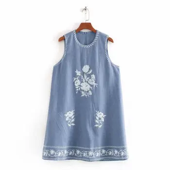 New Women elegant o neck sleeveless floral embroidery denim mini dress female back zipper vestidos chic casual Dresses DS3410
New Women elegant o neck sleeveless floral embroidery denim mini dress female back zipper vestidos chic casual Dresses DS3410