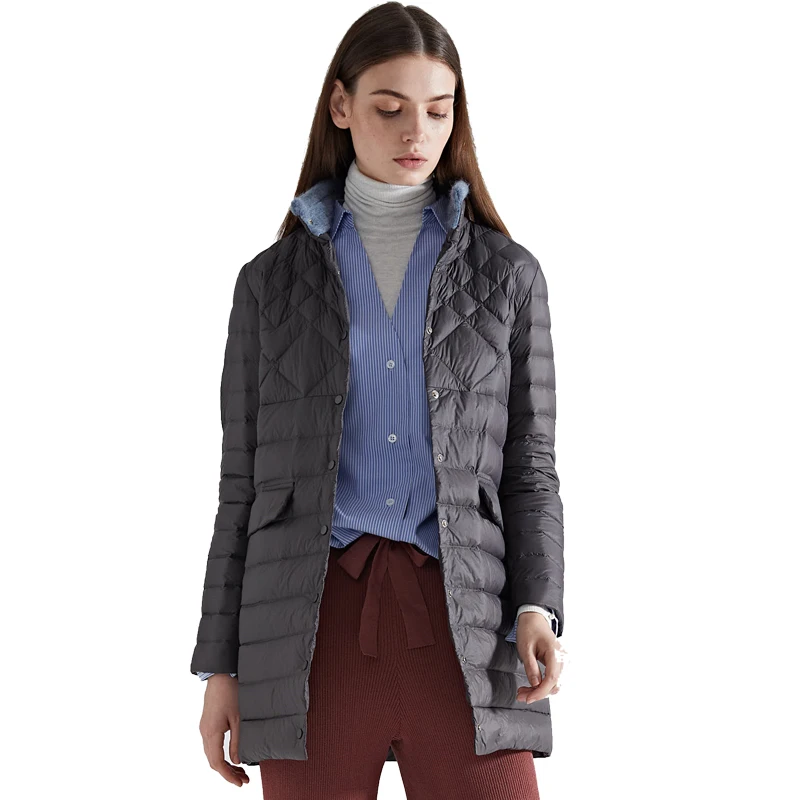 2019 New Women Mid-long Overcoat Winter Ultra Light Duck Down Quilted Padded Jacket Button Lightweight Portable Parkas
2019 New Women Mid-long Overcoat Winter Ultra Light Duck Down Quilted Padded Jacket Button Lightweight Portable Parkas