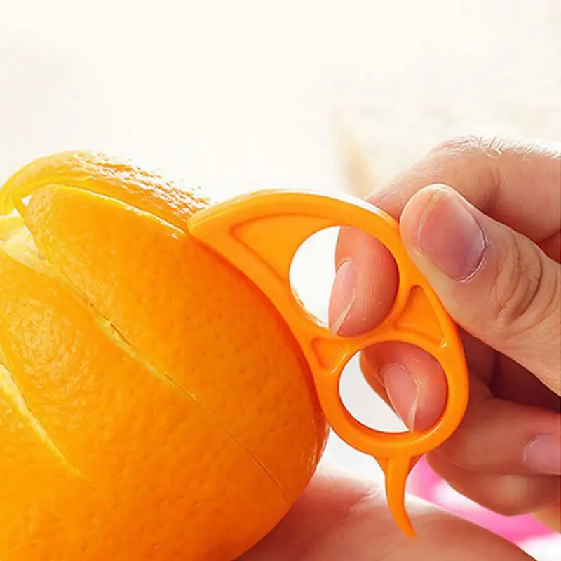 1PCS Lemons Orange Citrus Opener Peeler Remover Slicer Cutter Quickly Stripping Kitchen Tool Fruit Peeler Cutter Skin Remover
1PCS Lemons Orange Citrus Opener Peeler Remover Slicer Cutter Quickly Stripping Kitchen Tool Fruit Peeler Cutter Skin Remover