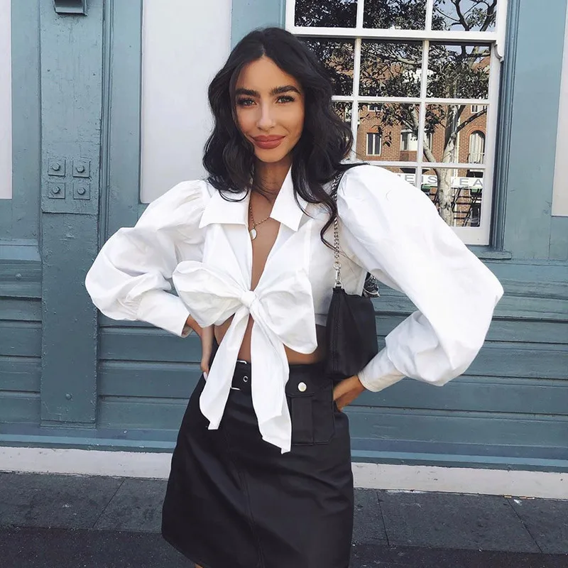 yuqung turn down collar Crop Top autumn Women lace up Blouses and top Vintage long lantern Sleeve Ladies Tops cropped Shirt 2019
yuqung turn down collar Crop Top autumn Women lace up Blouses and top Vintage long lantern Sleeve Ladies Tops cropped Shirt 2019