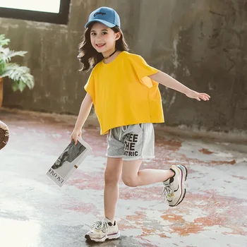 Children Suit Girls Summer Outfits Fashion Bat Shirt Vest + Letter Shorts Two-Piece Kids Clothing Sets 8 10 12 Years Girl Set 
Children Suit Girls Summer Outfits Fashion Bat Shirt Vest + Letter Shorts Two-Piece Kids Clothing Sets 8 10 12 Years Girl Set