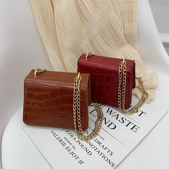 Female 2020 new small fragrance Korean version small square bag shoulder messenger bag diamond chain mini small bag wholesale
Female 2020 new small fragrance Korean version small square bag shoulder messenger bag diamond chain mini small bag wholesale