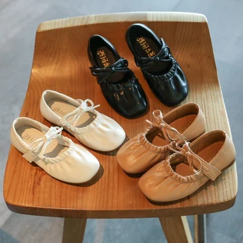 Little Girls Leather Shoes Kids Cute Round Head Solid Color Soft Leather Shoe Girl Wedding Children Flats Single Shoes
Little Girls Leather Shoes Kids Cute Round Head Solid Color Soft Leather Shoe Girl Wedding Children Flats Single Shoes