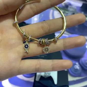 2020 new fashion classic lucky fish design bracelet high quality original bracelet women lady free shipping
2020 new fashion classic lucky fish design bracelet high quality original bracelet women lady free shipping
