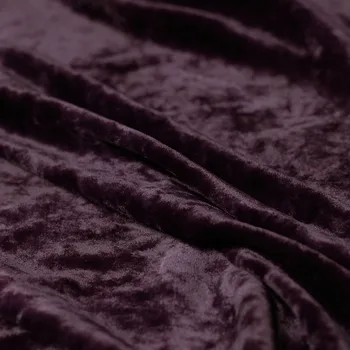 Vintage silk velvet imported from Italy for high-end women's dresses in autumn
Vintage silk velvet imported from Italy for high-end women's dresses in autumn