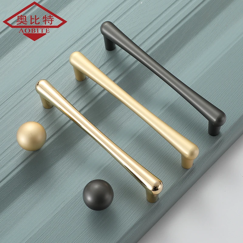 AOBT American Bright Gold Cabinet Handles Solid Zinc Alloy Drawer Pens Kitchen Cupboard Door Pulls Furniture Knobs Hardware6102
AOBT American Bright Gold Cabinet Handles Solid Zinc Alloy Drawer Pens Kitchen Cupboard Door Pulls Furniture Knobs Hardware6102