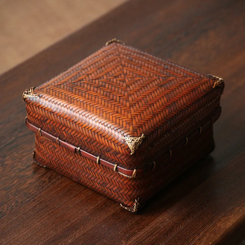Bamboo woven tea set storage box hand-knitted Japanese-style portable carrying box to organize teacup storage Kung fu tea set
Bamboo woven tea set storage box hand-knitted Japanese-style portable carrying box to organize teacup storage Kung fu tea set