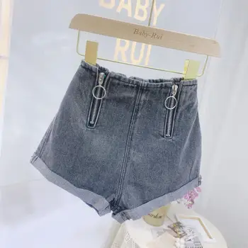 Baby Girl Denim Shorts 2020 Summer New Children Zipper Design Hit Pants High Waist Casual Loose Kids Teens Jeans Shorts Y2832 
Baby Girl Denim Shorts 2020 Summer New Children Zipper Design Hit Pants High Waist Casual Loose Kids Teens Jeans Shorts Y2832