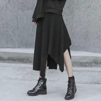 LANMREM 2020 New Spring Elastic Waist Solid Color Irregular A-line Skirt Women Streetwear Loose Wild Knit Skirt Tide PD016
LANMREM 2020 New Spring Elastic Waist Solid Color Irregular A-line Skirt Women Streetwear Loose Wild Knit Skirt Tide PD016
