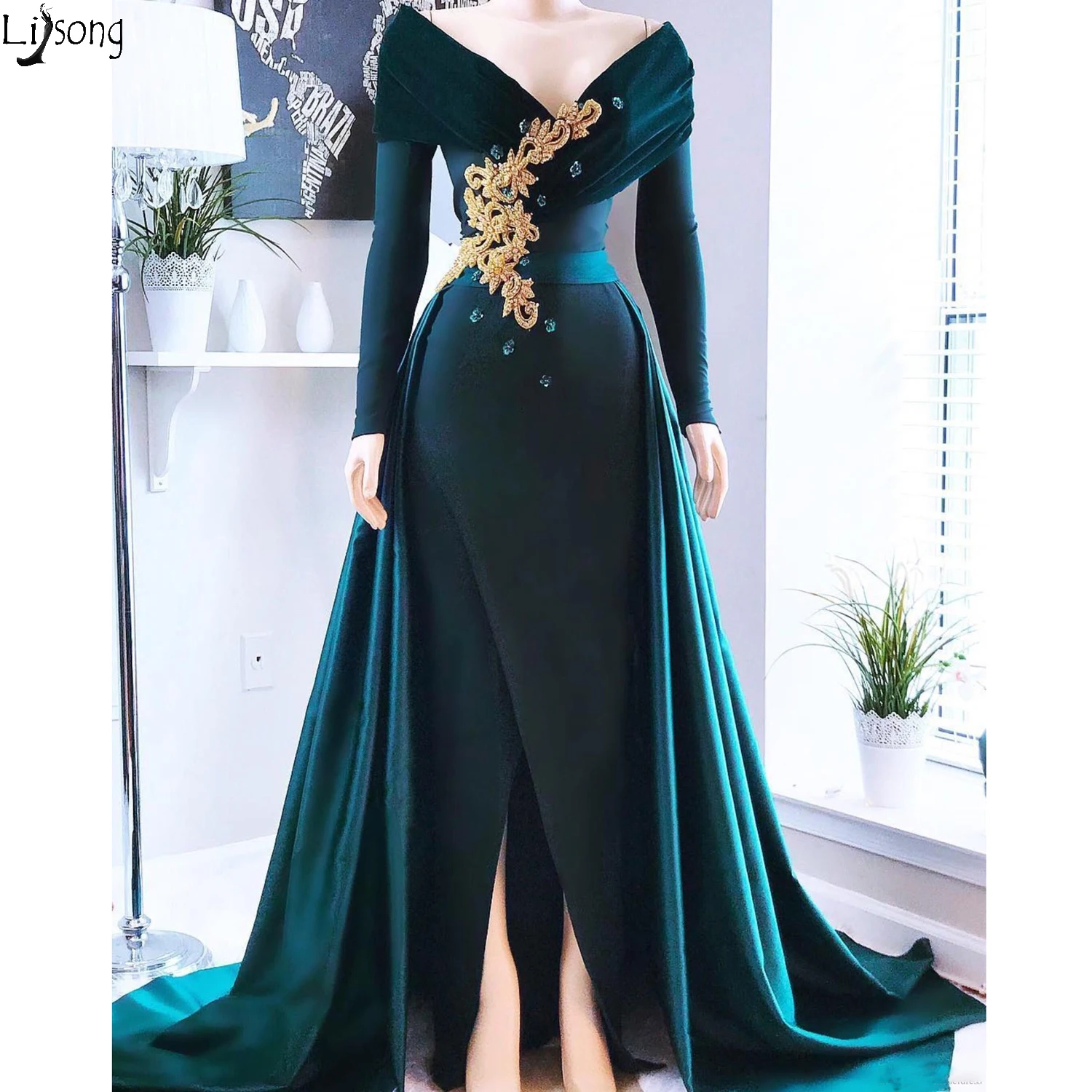 Hunter Green Evening Dresses With Over Train Front Split Off Shoulder Appliques Beads Formal Prom Gowns Arabic Long Sleeve robes
Hunter Green Evening Dresses With Over Train Front Split Off Shoulder Appliques Beads Formal Prom Gowns Arabic Long Sleeve robes
