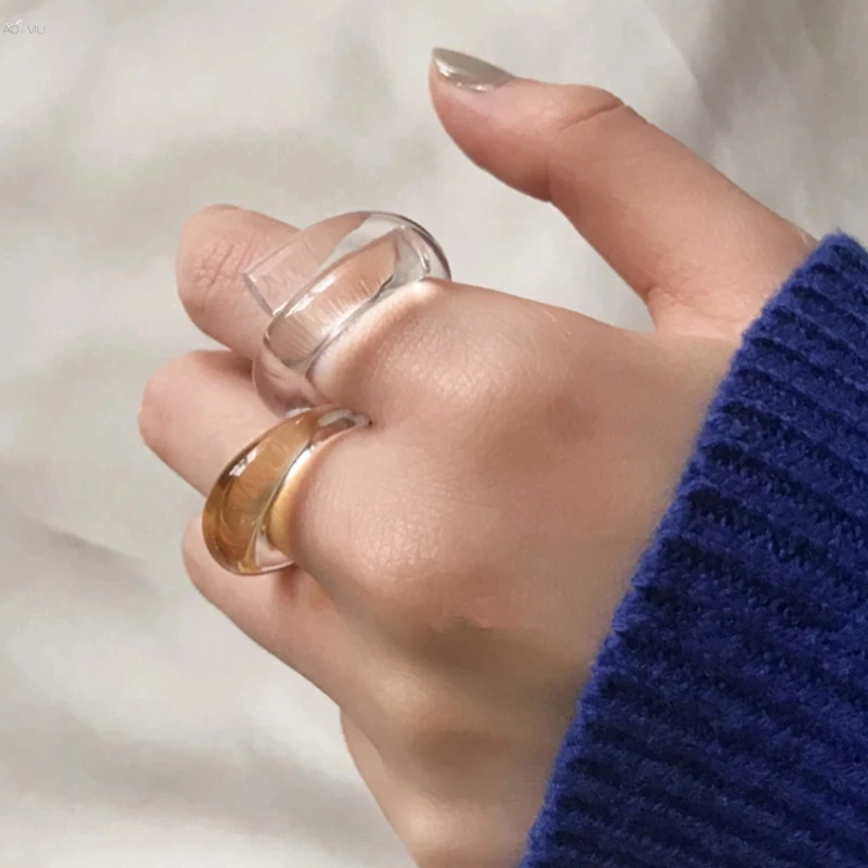1PC Korea Fashion Transparent Acrylic Twisted Rings for Women Summer Colorful Resin Ring Party Jewelry Gifts
1PC Korea Fashion Transparent Acrylic Twisted Rings for Women Summer Colorful Resin Ring Party Jewelry Gifts