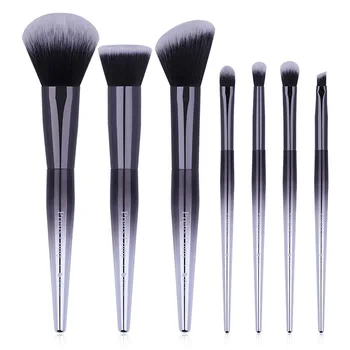 7 pcs/set Makeup Brushes Powder Eyeshadow Foundation Concealer Eyebrow Brush Cosmetic Tools кисти для макияжа New
7 pcs/set Makeup Brushes Powder Eyeshadow Foundation Concealer Eyebrow Brush Cosmetic Tools кисти для макияжа New
