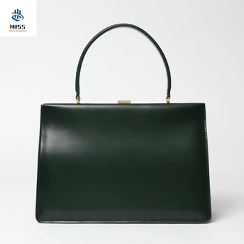 2019 Retro design handbag 100% cow leather Lady bag female First layer Cowhide Commuting Shoulder Messenger Bag Doctor bag
2019 Retro design handbag 100% cow leather Lady bag female First layer Cowhide Commuting Shoulder Messenger Bag Doctor bag