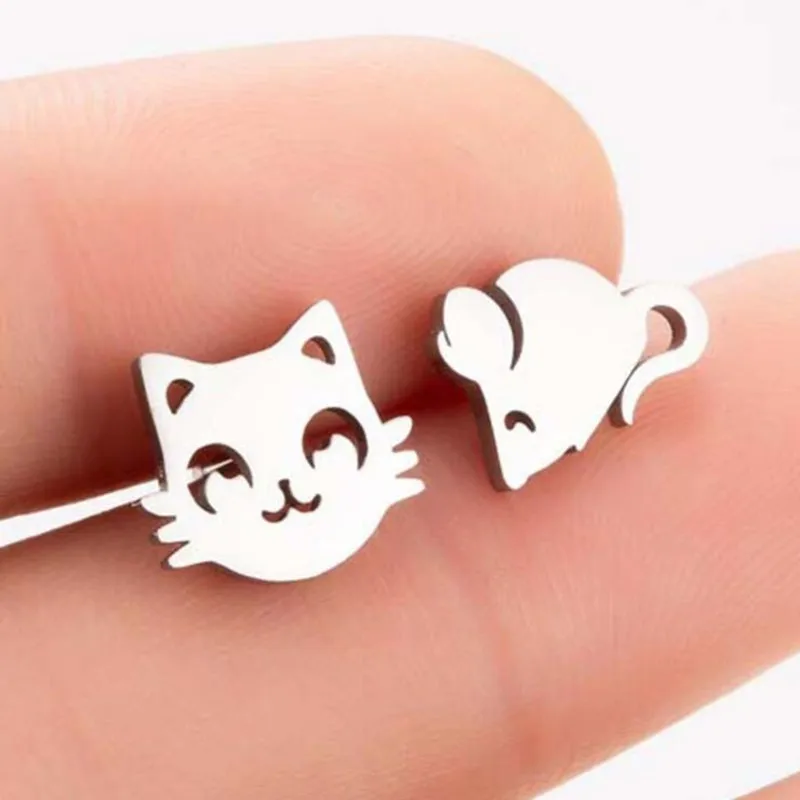 2019 new stainless steel jewelry temperament earrings for women asymmetrical hollow cat mouse earrings female ornament gift 
2019 new stainless steel jewelry temperament earrings for women asymmetrical hollow cat mouse earrings female ornament gift