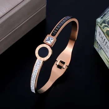 Women's Top Brand Roman Numeral Bangles for Women Luxury Vacuum Plating Bangle Cuff Bracelets Jewelry
Women's Top Brand Roman Numeral Bangles for Women Luxury Vacuum Plating Bangle Cuff Bracelets Jewelry