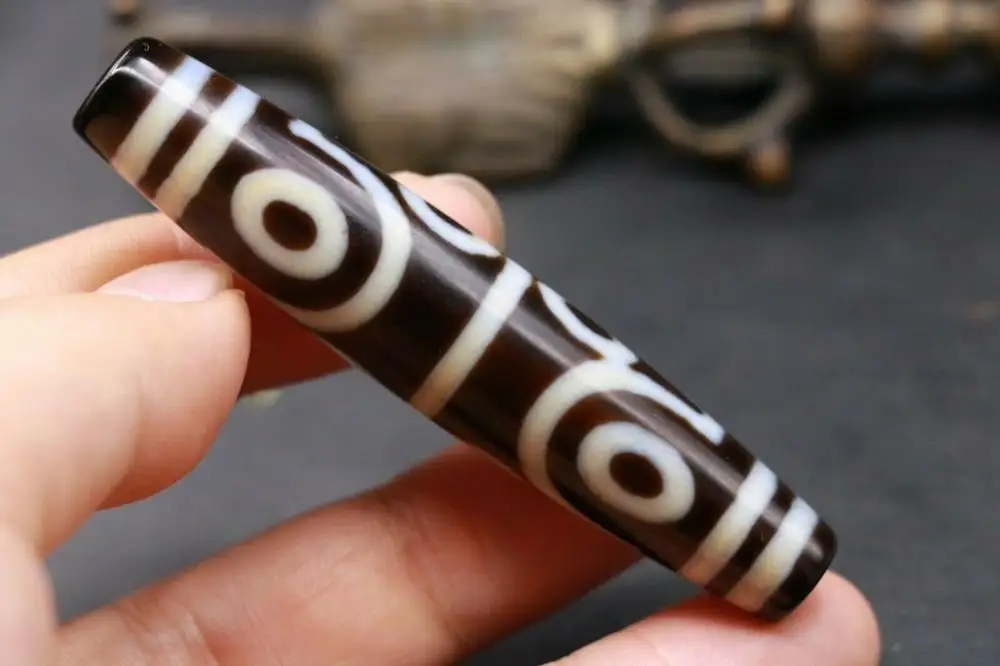 

Collectible Treasure Talisman LKbrother Sauces Energy Tibetan Old Agate 8 Eye 5 Stripe Long dZi Bead Amulet Pendant Totem 78MMs