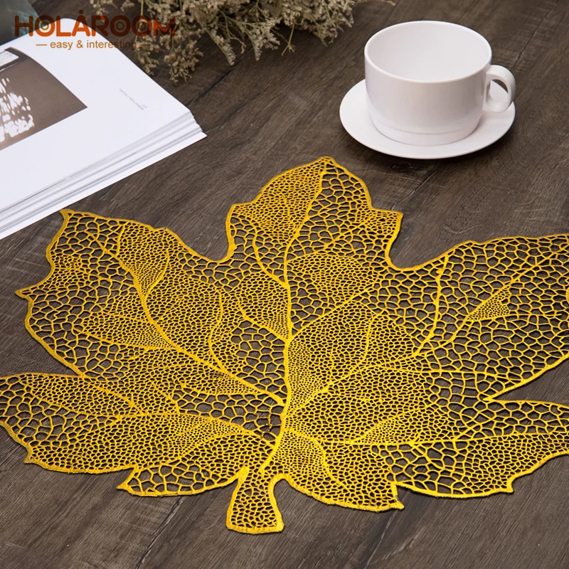 Holaroom Maple Leaf Shape Placemat Antiskid Table Pads Exquisite PVC Bronzing Hollow Mats Decoration Western Food Cushion
Holaroom Maple Leaf Shape Placemat Antiskid Table Pads Exquisite PVC Bronzing Hollow Mats Decoration Western Food Cushion