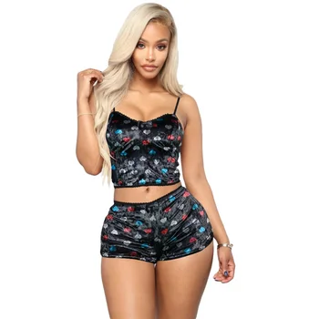 Sexy Spaghetti Strap Shorts Pajamas Suit Ladies Casual Sleepwear Female Pajama Set 2020 Women 2 piece set Velvet Sleepwear 
Sexy Spaghetti Strap Shorts Pajamas Suit Ladies Casual Sleepwear Female Pajama Set 2020 Women 2 piece set Velvet Sleepwear