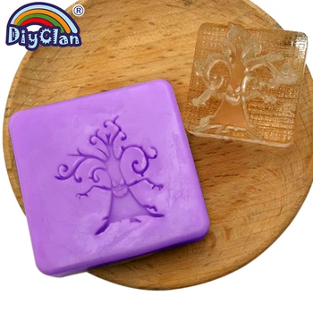 Halloween tree soap stamp new arrival Diy soap making tools custom handmade soap chaptess stamp with handle Z0170SM
Halloween tree soap stamp new arrival Diy soap making tools custom handmade soap chaptess stamp with handle Z0170SM