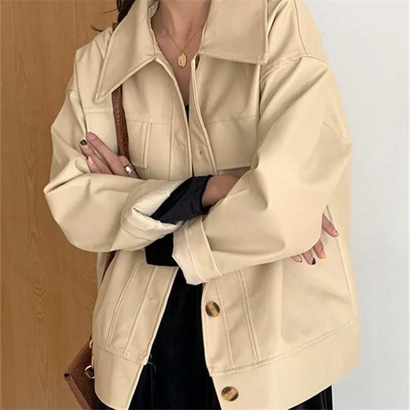 Korean Short Leather Jacket Women 2020 New Spring Autumn Streetwear Solid Color Loose POLO Collar Pu Jackets Black Female Tops
Korean Short Leather Jacket Women 2020 New Spring Autumn Streetwear Solid Color Loose POLO Collar Pu Jackets Black Female Tops