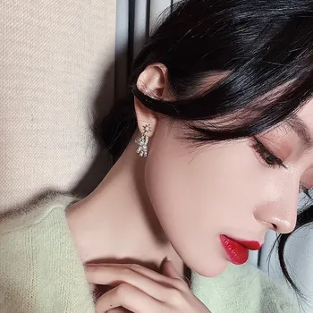 Star Bears All Kinds of Small Animal Earrings Micro-studded with Diamonds Fashion Stud Earrings Exquisite Jewelry Gift for Girls
Star Bears All Kinds of Small Animal Earrings Micro-studded with Diamonds Fashion Stud Earrings Exquisite Jewelry Gift for Girls