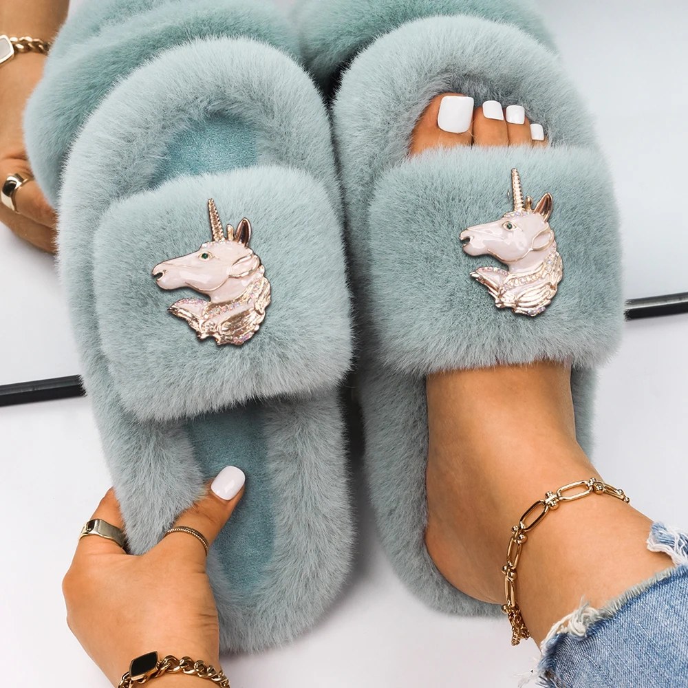 Faux Fur Cozy Slippers for Women Luxury Rhinestone Decor Winter Warm Casual Shoes Fur Sandals Slides Flip Flops Designer Shoes
Faux Fur Cozy Slippers for Women Luxury Rhinestone Decor Winter Warm Casual Shoes Fur Sandals Slides Flip Flops Designer Shoes