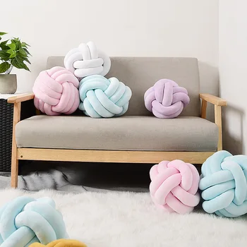 Nordic Three share Hand Knotted Spherical Throw Pillow 25cm PP Cotton Crystal Velvet Ball Waist Cushion Kids Toy Baby Calm Sleep
Nordic Three share Hand Knotted Spherical Throw Pillow 25cm PP Cotton Crystal Velvet Ball Waist Cushion Kids Toy Baby Calm Sleep
