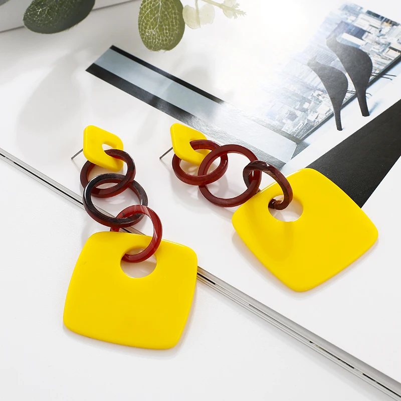 AENSOA Korean Yellow Long Resin Sheet Drop Earring For Women Creative Stitching Geometric Statement Big Earrings Party Jewelry
AENSOA Korean Yellow Long Resin Sheet Drop Earring For Women Creative Stitching Geometric Statement Big Earrings Party Jewelry