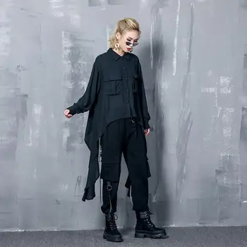 Women's Irregular Loose Chiffon Shirt Spring / Summer Solid Color Long Sleeve Lapel Splicing Button Shirt
Women's Irregular Loose Chiffon Shirt Spring / Summer Solid Color Long Sleeve Lapel Splicing Button Shirt