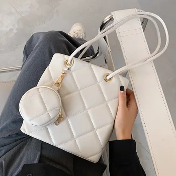 Summer Shoulder Cross Body Bag Ladies Handbags dropship Women Shoulder Bags 2020 New Fashion Plaid Handbag Elegant Casual bags
Summer Shoulder Cross Body Bag Ladies Handbags dropship Women Shoulder Bags 2020 New Fashion Plaid Handbag Elegant Casual bags