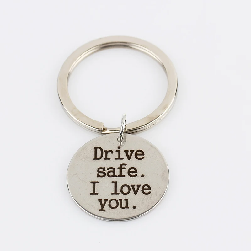 Personalized-Drive-safe-I-Love-You-Key-Rings-Engraved-Car-Key-Chains-for-Boyfriend-Husband-Gift (1)