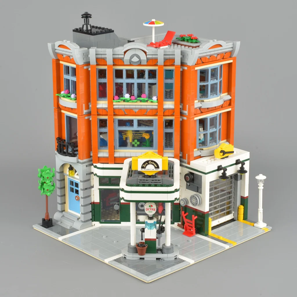 In Stock 15042 Corner Garage Street View Creator Series Building Blocks 2569Pcs Children Toys Compatible With bela 10264
In Stock 15042 Corner Garage Street View Creator Series Building Blocks 2569Pcs Children Toys Compatible With bela 10264