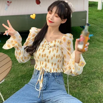 Chiffon Top Women's Fashion Square Collar Sexy Sweet Pleated Small Floral Print Blouses Casual Long-sleeved Short Chiffon Shirt
Chiffon Top Women's Fashion Square Collar Sexy Sweet Pleated Small Floral Print Blouses Casual Long-sleeved Short Chiffon Shirt
