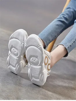 New Genuine Leather Bear Shoes Breathable Sprots Couple Casual Small White Dad Shoes Mesh Thick Bottom Sneakers Size35-44
New Genuine Leather Bear Shoes Breathable Sprots Couple Casual Small White Dad Shoes Mesh Thick Bottom Sneakers Size35-44