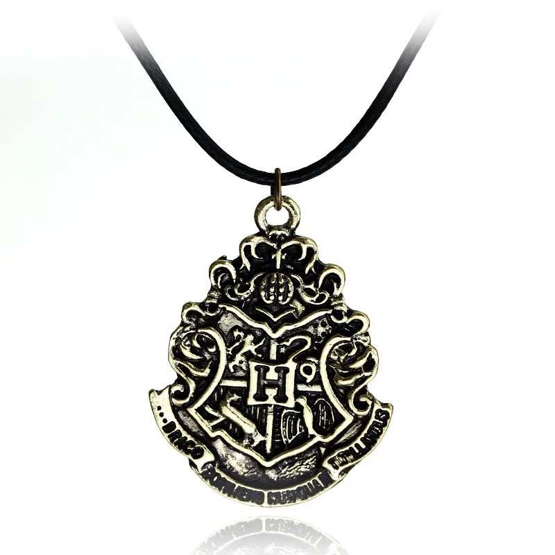 Harri Potter Necklace Toy Figures Hogwart Gryffindorr Hufflepufff Ravenclaww Slytherinn Symbol Metal Leather Strap Neck Gift
